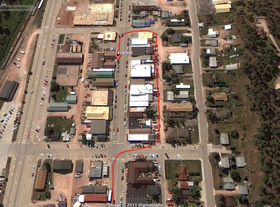 Run Crazy Horse Marathon 2011 finish line approach