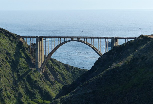 Bixby Bridge, midway point of Big Sur International Marathon