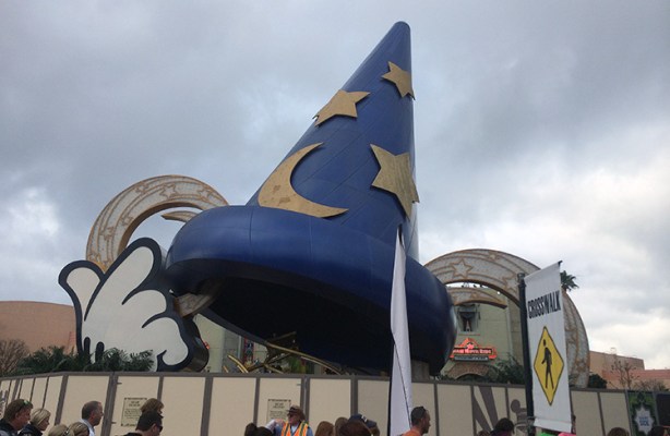 Sorcerer's Hat in Disney's Hollywood Studios