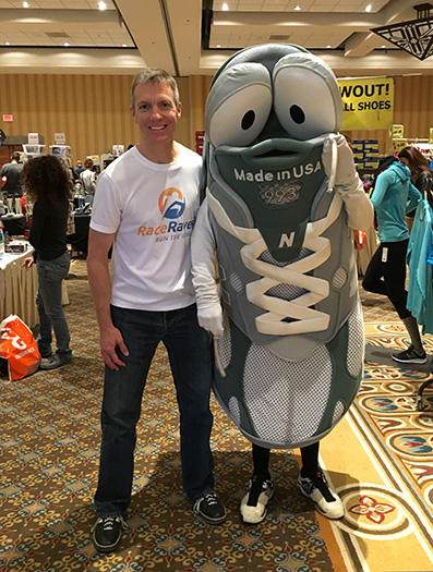 Mike Sohaskey at Tuscon Marathon Expo