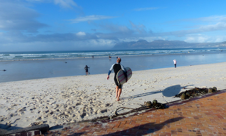 Surfers flock to False Bay